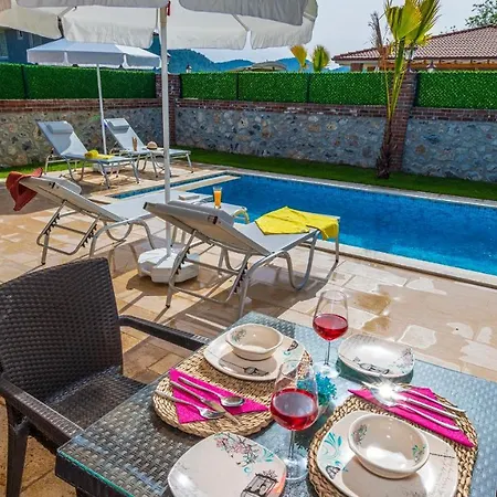 Ahu - 2 Bedroom Kayakoey Oeluedeniz ヴィラ *